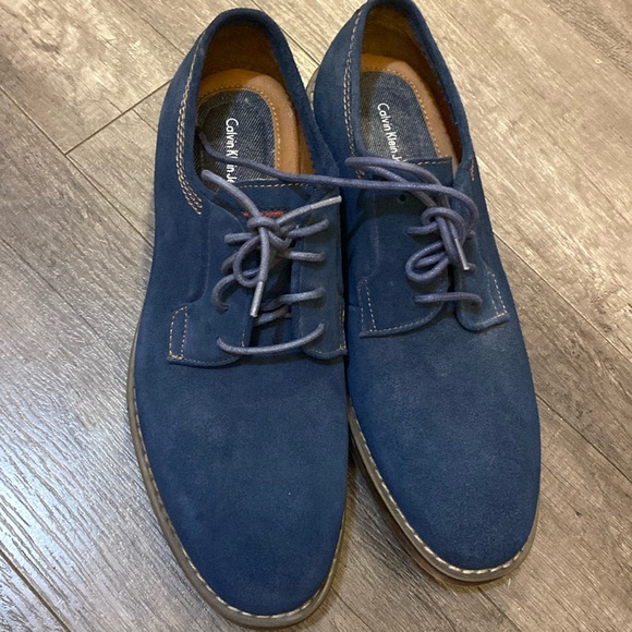 Blue Suede Calvin Klein lace up Shoes - Picture 1 of 4